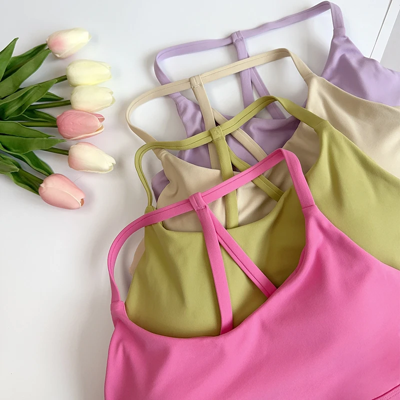 Yoga Mat For Fitness - ソリッドカラーフィットネス女性用スポーツブラジムヨガブラアスレチッククロスタイトトップワークアウトトレイン胸パッド付き高品質耐衝撃 👚